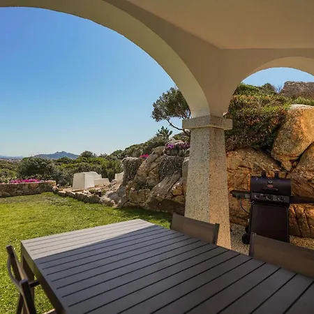 Prázdninový dům Your Lovely And Elegant With Garden Sea View La Maddalena (Sassari)