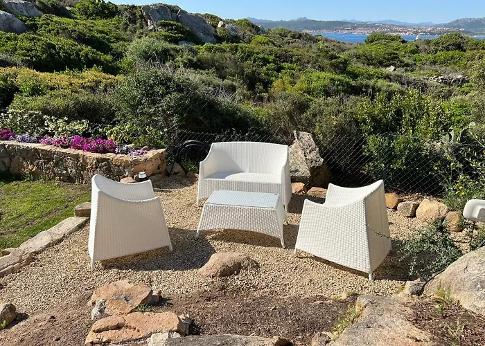 Your Lovely And Elegant With Garden Sea View 度假居