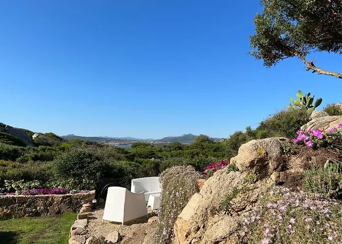 Your Lovely And Elegant With Garden Sea View * 马达莱纳