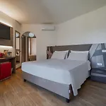 Nyaraló Your Lovely And Elegant With Garden Sea View *