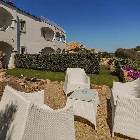 Your Lovely And Elegant With Garden Sea View Nyaraló