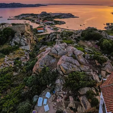 Your Lovely And Elegant With Garden Sea View * La Maddalena (Sassari)