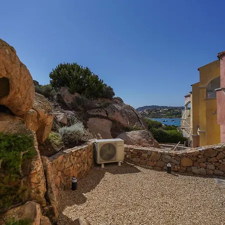 Your Lovely And Elegant With Garden Sea View Nyaraló La Maddalena